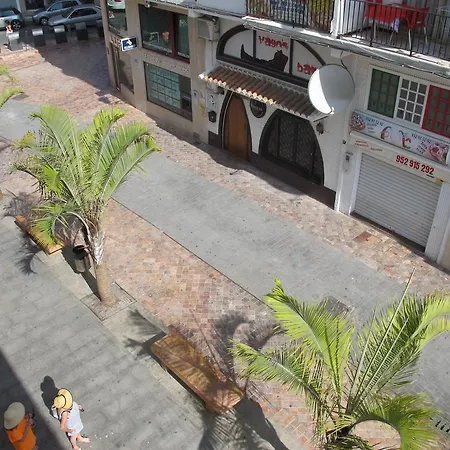Apartamentos Jimmy 2 Nerja Exterior photo