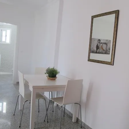 Apartamentos Jimmy 2 Nerja Exterior photo