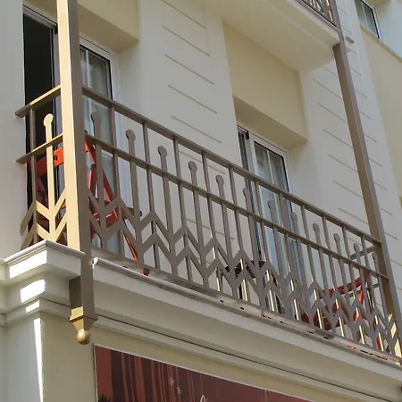Apartamentos Jimmy 2 Nerja Exterior photo