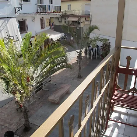 Apartamentos Jimmy 2 Nerja Exterior photo